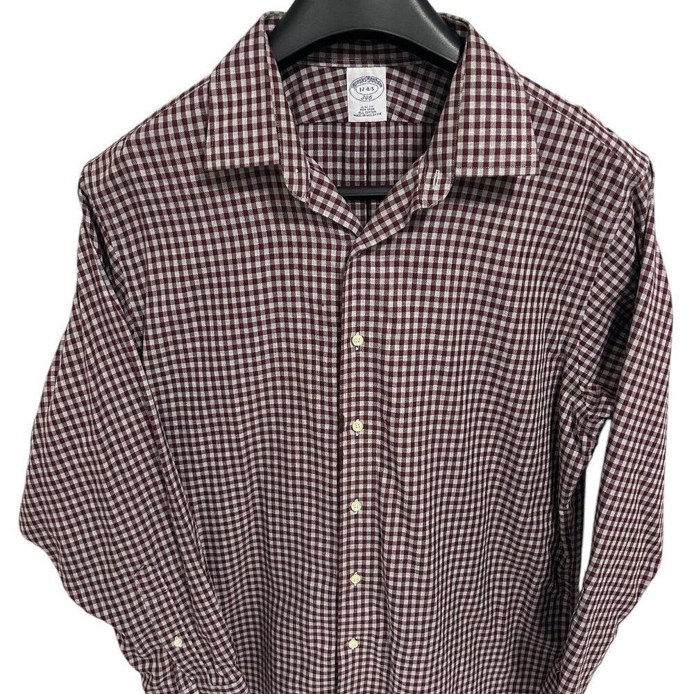 Brooks Brothers Mens 346 Button Down Shirt Size 17-4/5 Slim Fit Non-Iron